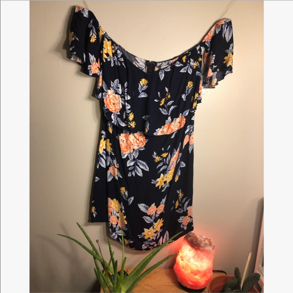 🌸🌼Floral off the shoulder dress🌸🌼